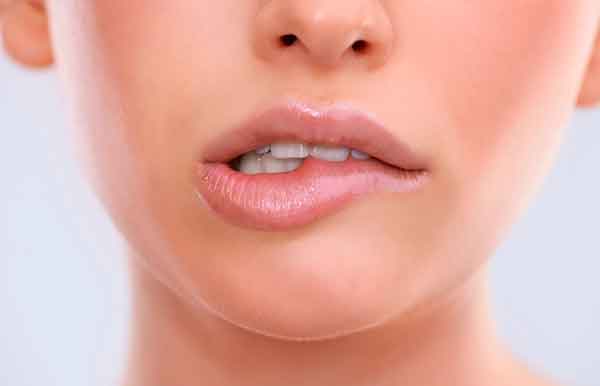 درمان جای گاز گرفتگی لب