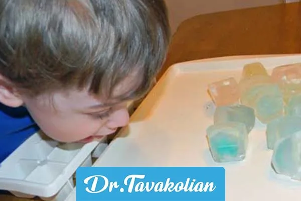 ضرر جویدن یخ برای دندان کودکان